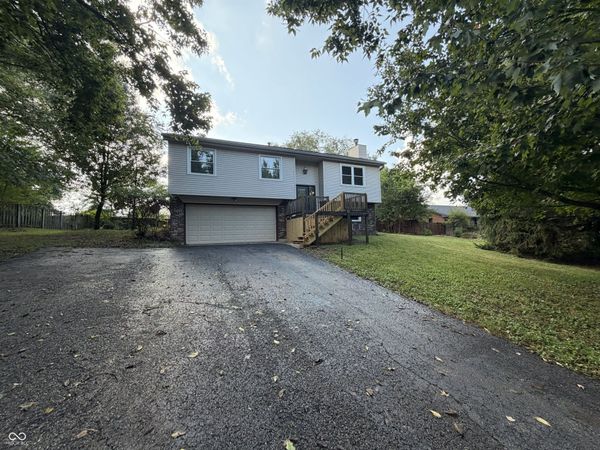 100 Cramer Place , Martinsville, IN 46151