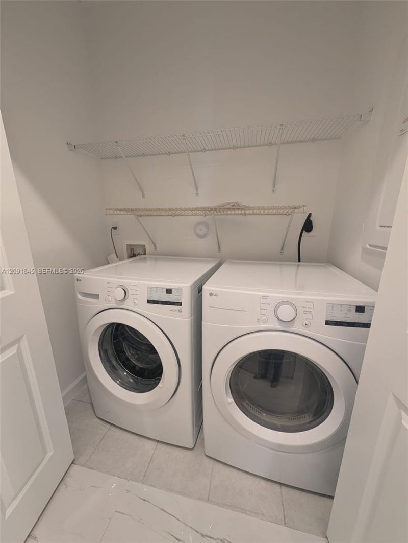 833 SE 26th Rd , Unit n/a, Homestead, FL 33035 Photo