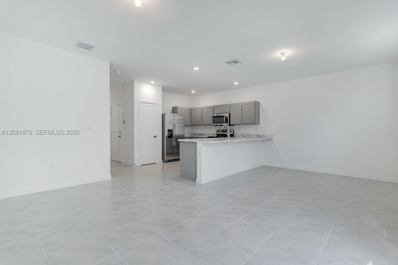 934 SE 19th St , Homestead, FL 33034 Photo
