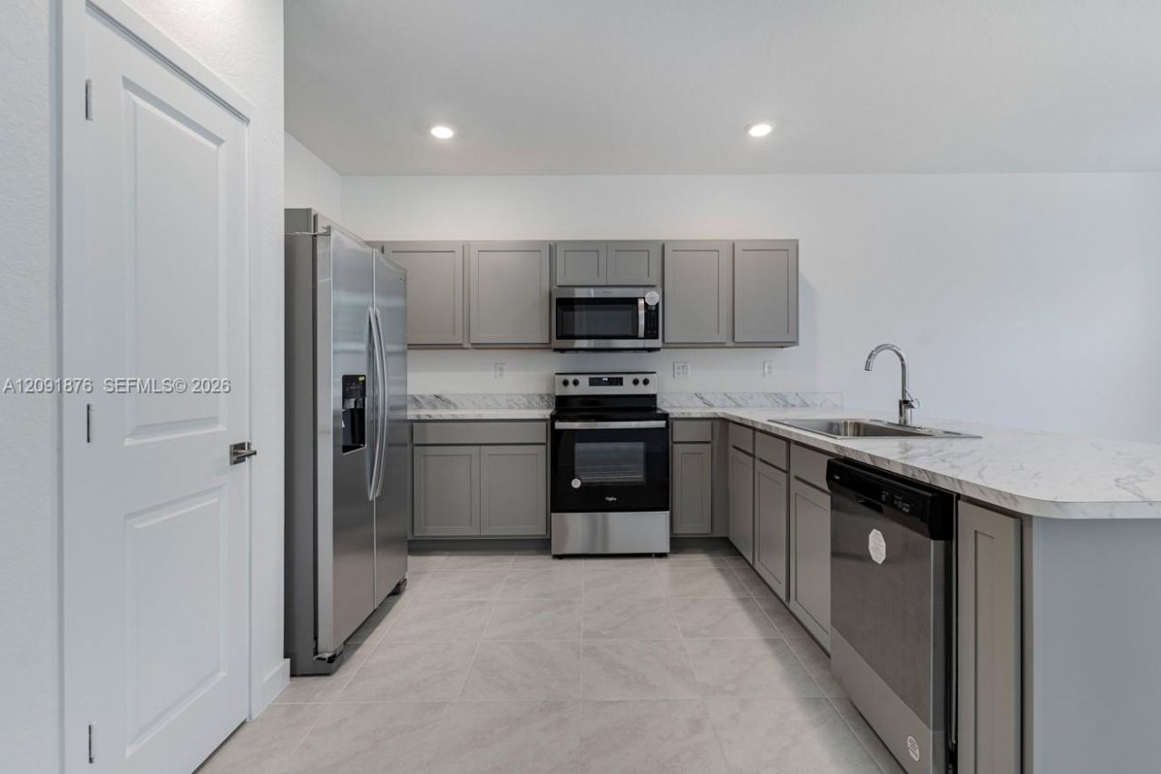 934 SE 19th St , Homestead, FL 33034 Photo