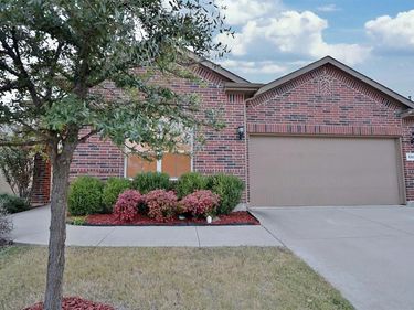 5921 Comanche Peak Drive, Fort Worth, TX 76179