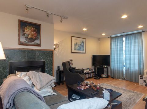 Main Photo