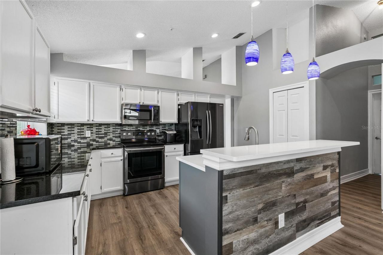 2450 Island Club Way, Orlando, FL 32822 Photo