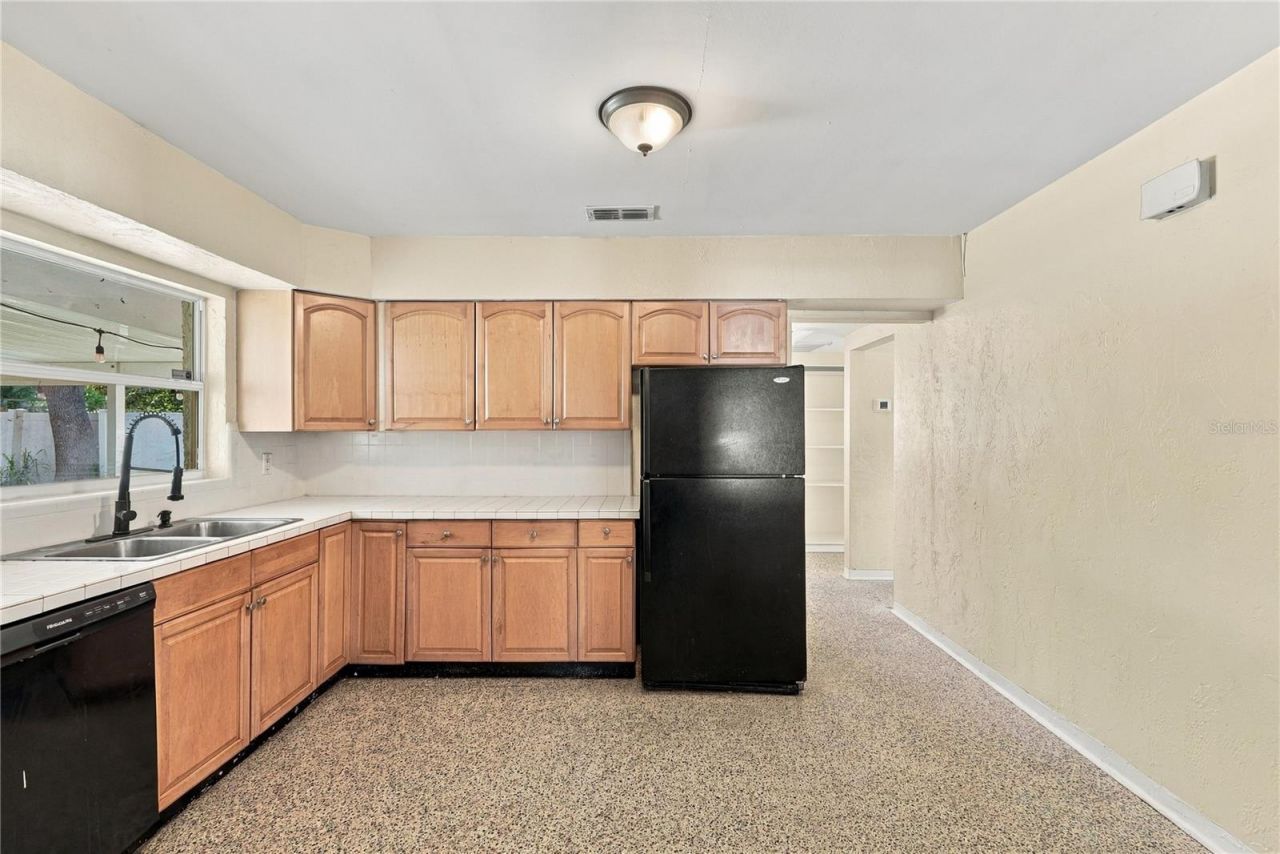 5030 Aragon Way S, Saint Petersburg, FL 33705 Photo