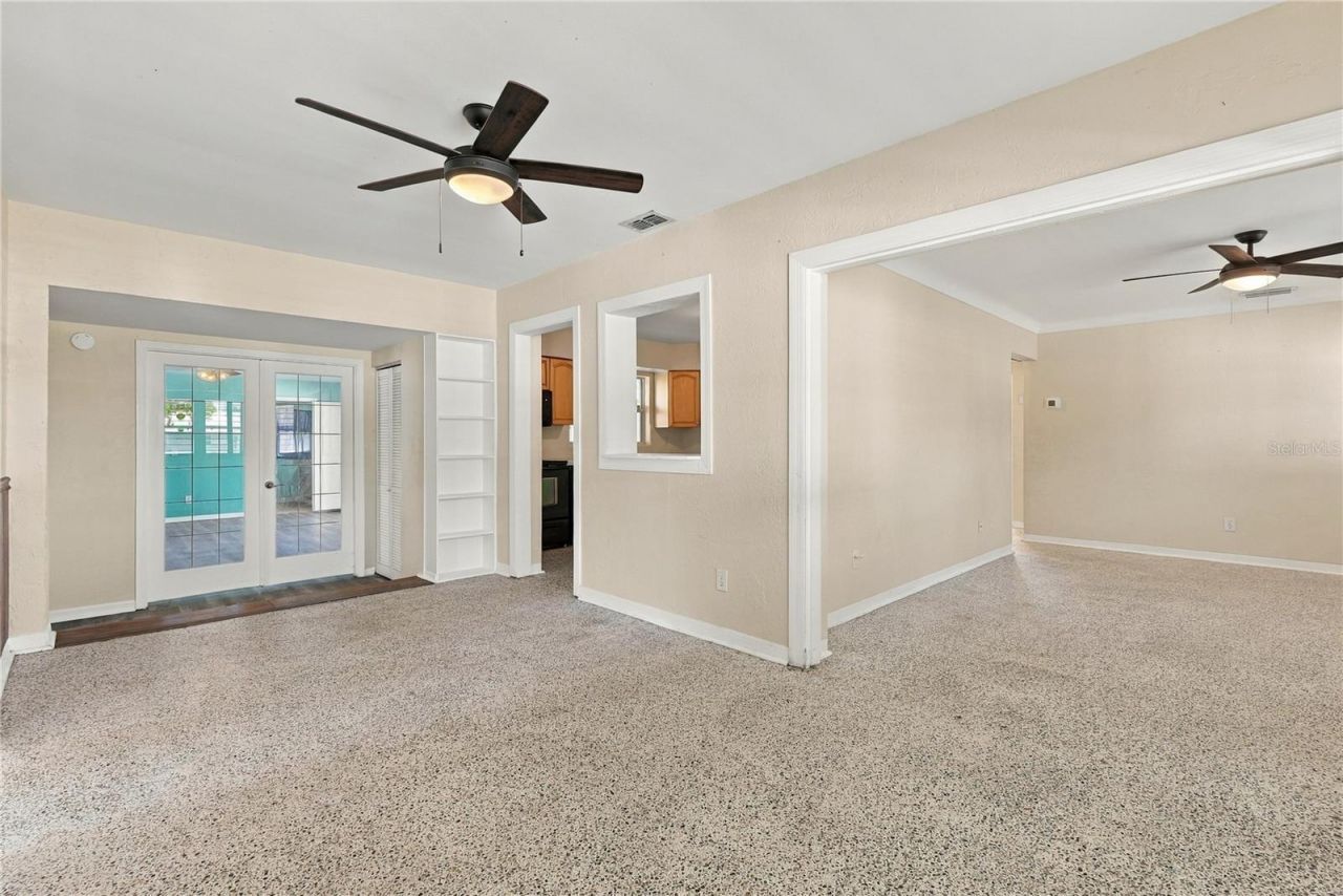 5030 Aragon Way S, Saint Petersburg, FL 33705 Photo