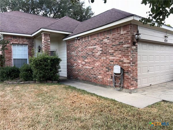 624 Pennsylvania Avenue , Victoria, TX 77904