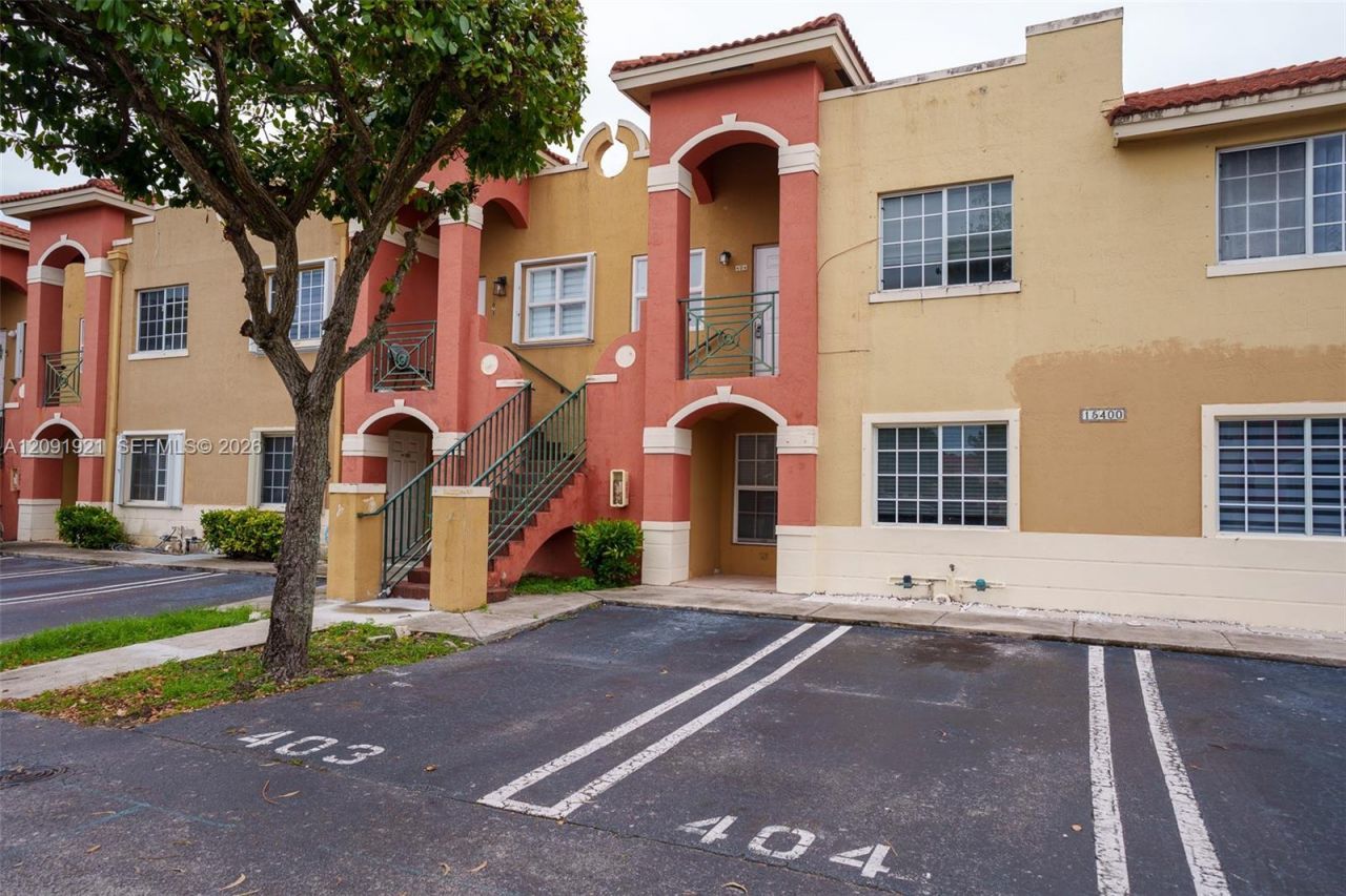 15400 SW 134th Pl, Unit 403, Miami, FL 33177 Photo
