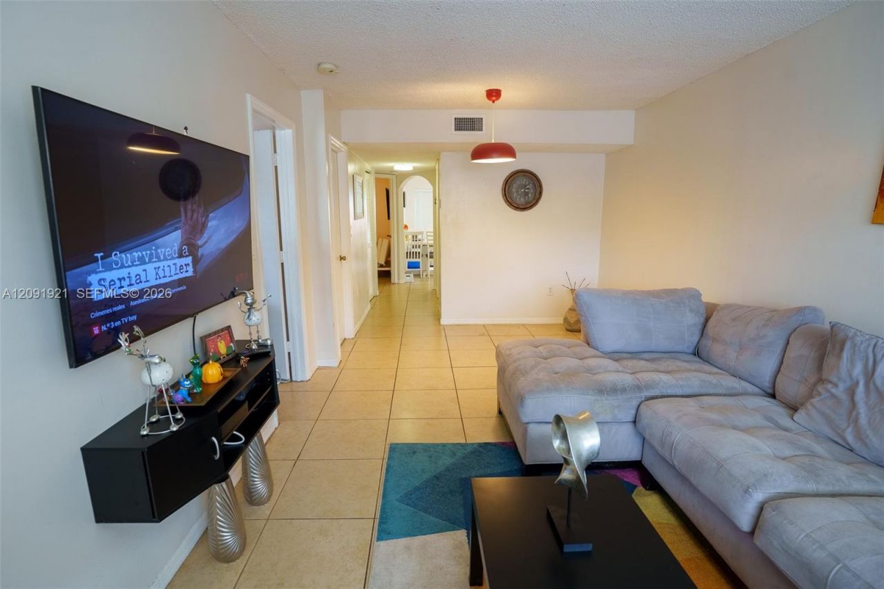15400 SW 134th Pl, Unit 403, Miami, FL 33177 Photo