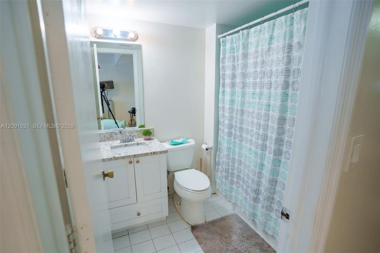 15400 SW 134th Pl, Unit 403, Miami, FL 33177 Photo