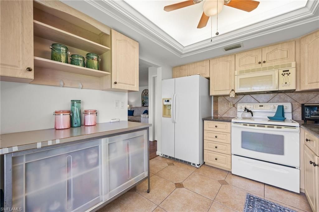 1781 Pebble Beach Dr, Unit 211, Fort Myers, FL 33907 Photo