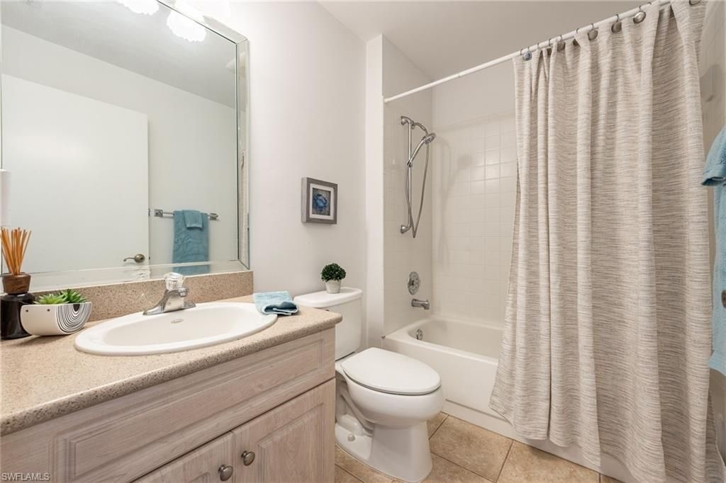 1781 Pebble Beach Dr, Unit 211, Fort Myers, FL 33907 Photo