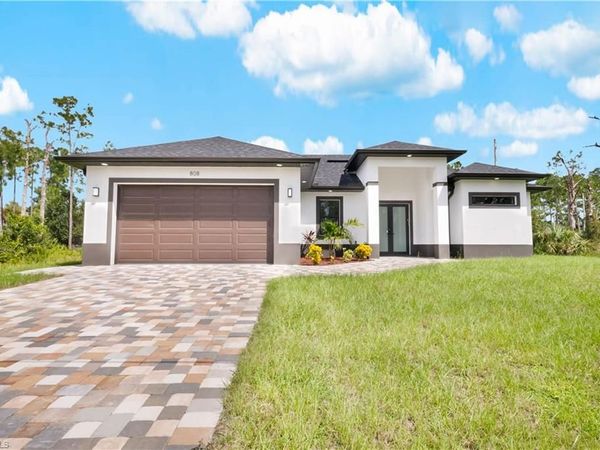 808 Willard AVE , LEHIGH ACRES, FL 33972