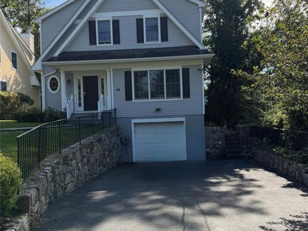 92 Brown Road, Scarsdale, NY 10583