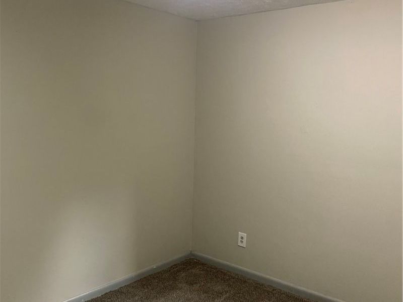 10325 Yale Avenue, Cleveland, OH 44108 Photo 5