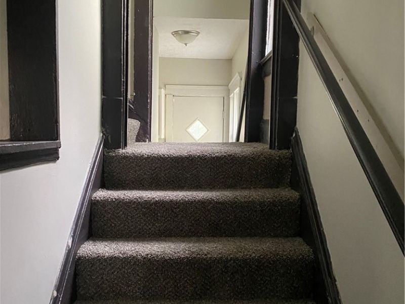 10325 Yale Avenue, Cleveland, OH 44108 Photo 8