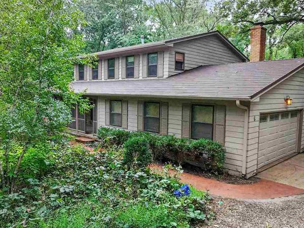 6 NE West View Acres, Iowa City, IA 52240