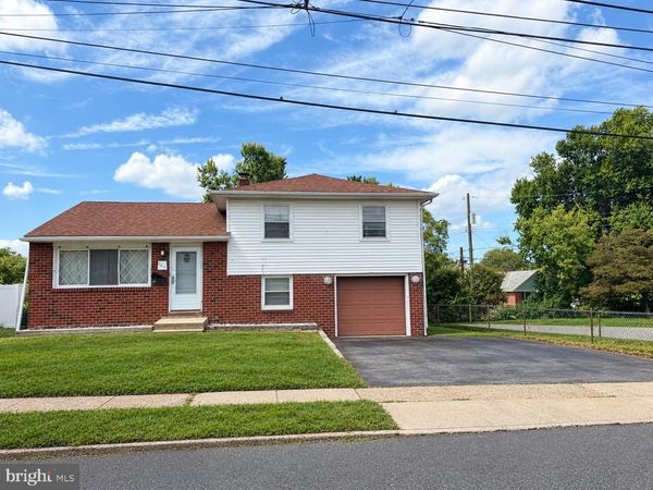 1609 6TH AVENUE , FOLSOM, PA 19033