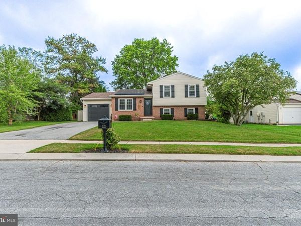 3891 SANDRA DRIVE, YORK, PA 17402