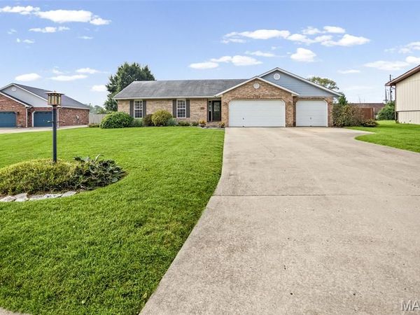2724 Bryden Court , Alton, IL 62002