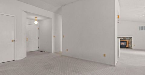 1682 Johns Circle, Fernley, NV 89408 Photo