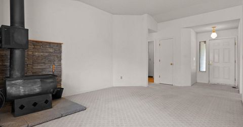 1682 Johns Circle, Fernley, NV 89408 Photo