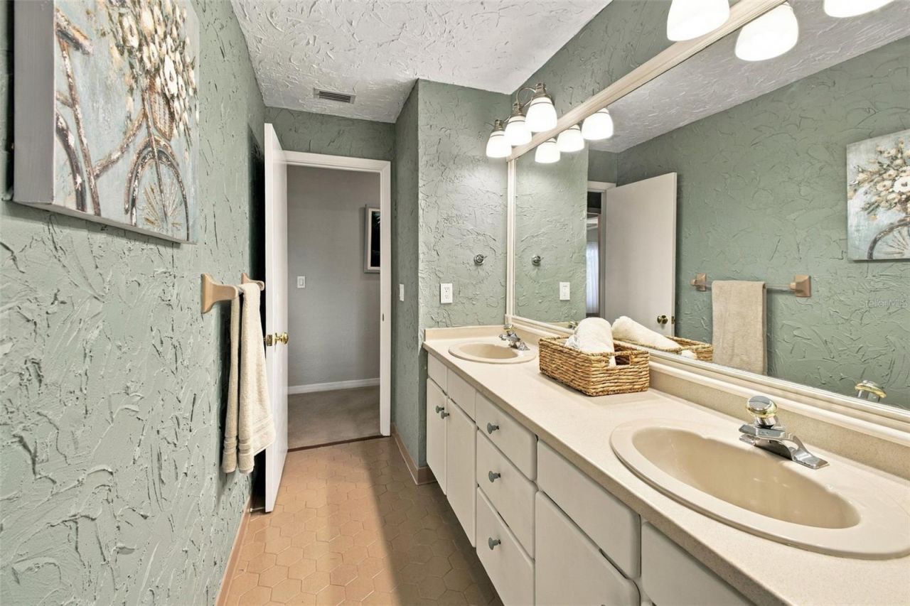 5008 Bay State Road , Palmetto, FL 34221 Photo