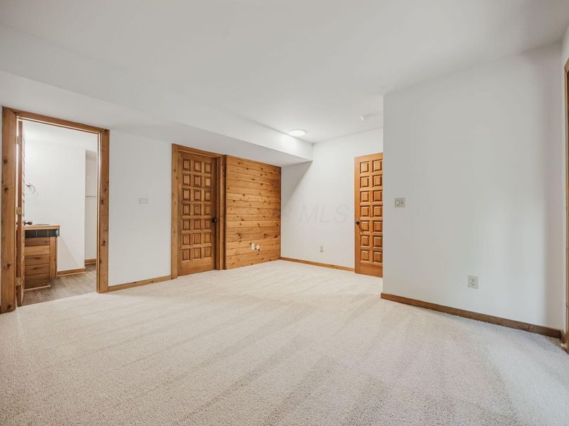 399 Hickory Lane, Westerville, OH 43081 Photo 12