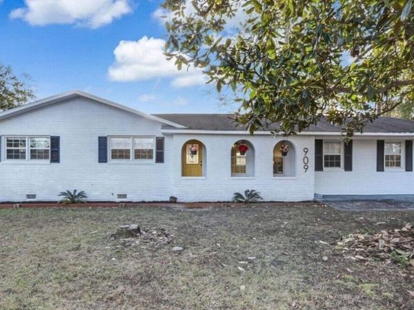 909 Clarks Bluff Road, Kingsland, GA 31548