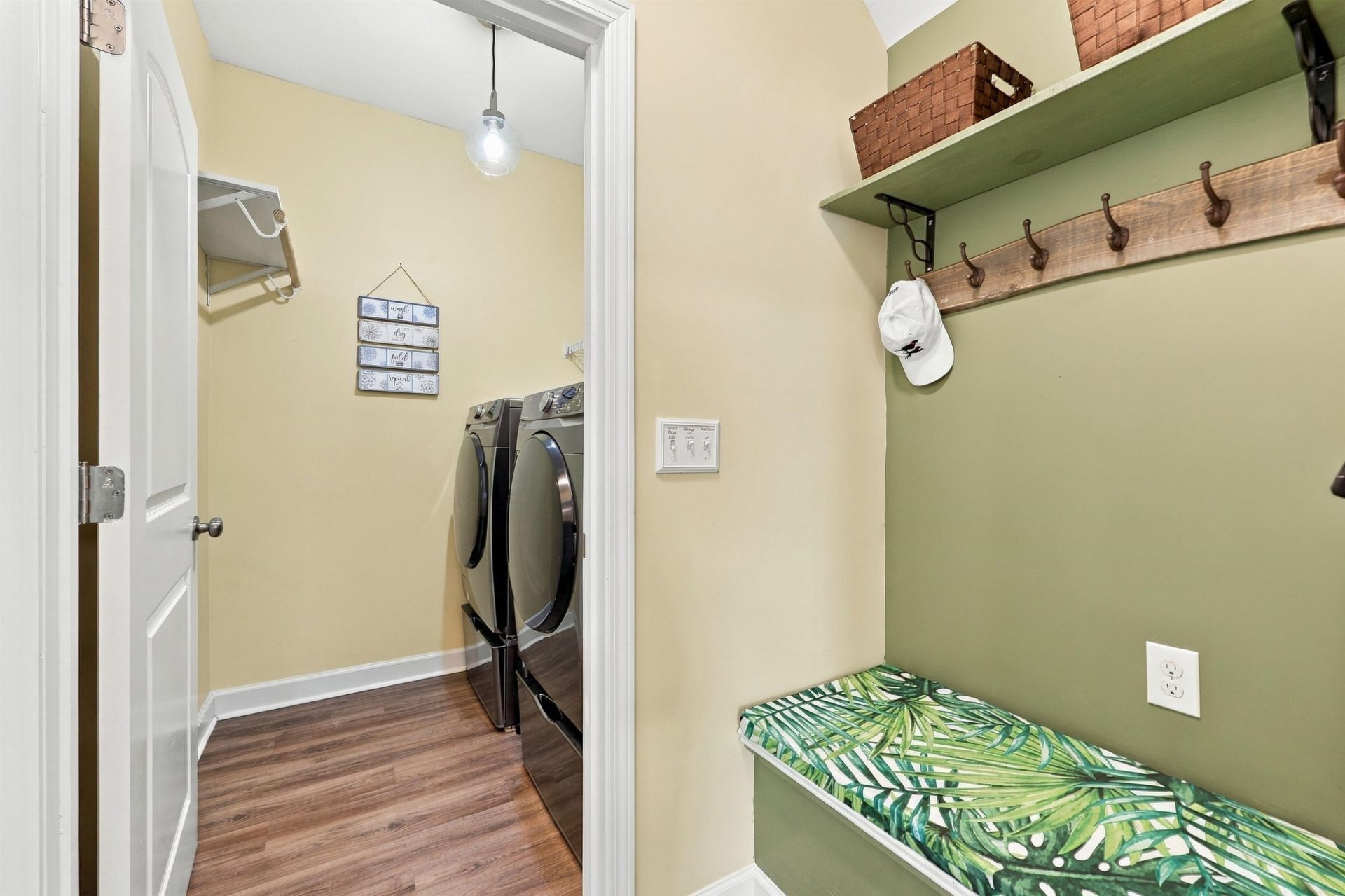 162 Heron Lake Ct. Photo 10