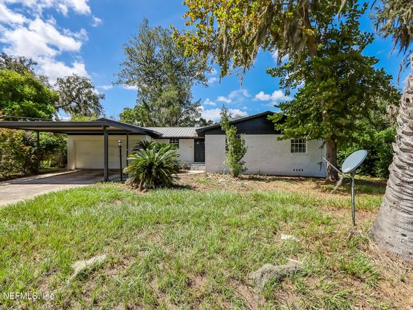 2824 WOODLAND Drive, Orange Park, FL 32073