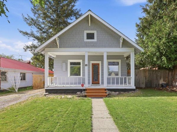 2923 N Smith St, Spokane, WA 99207
