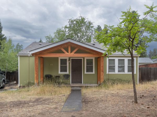 1345 NW Jacksonville Avenue, Bend, OR 97703