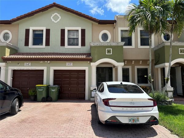 627 NE 35th Ave , Homestead, FL 33033