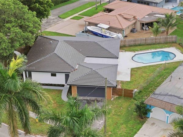 4280 NW 12th St , Coconut Creek, FL 33066