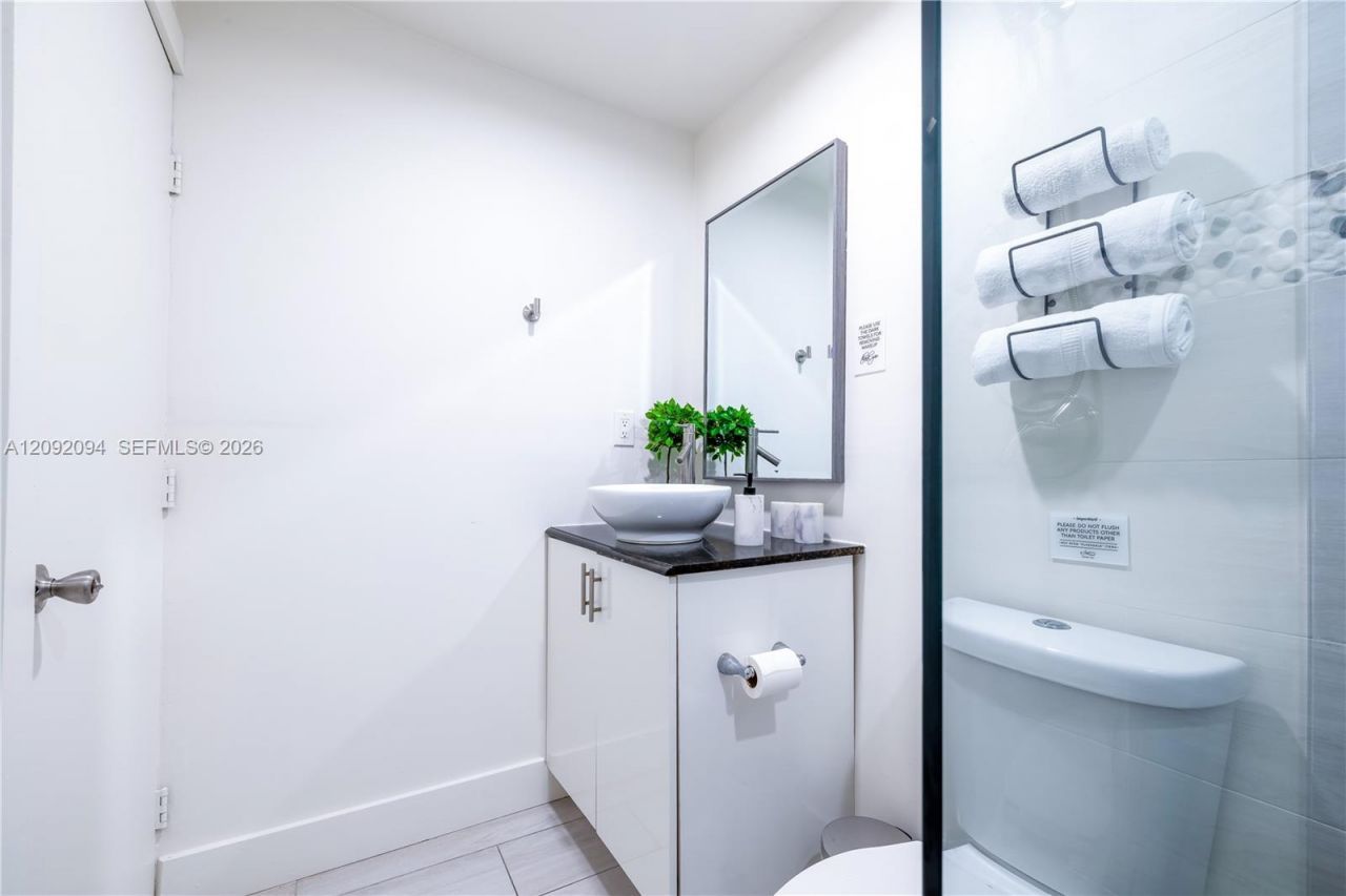 1836 NW 16th Ter , Unit 3, Miami, FL 33125 Photo