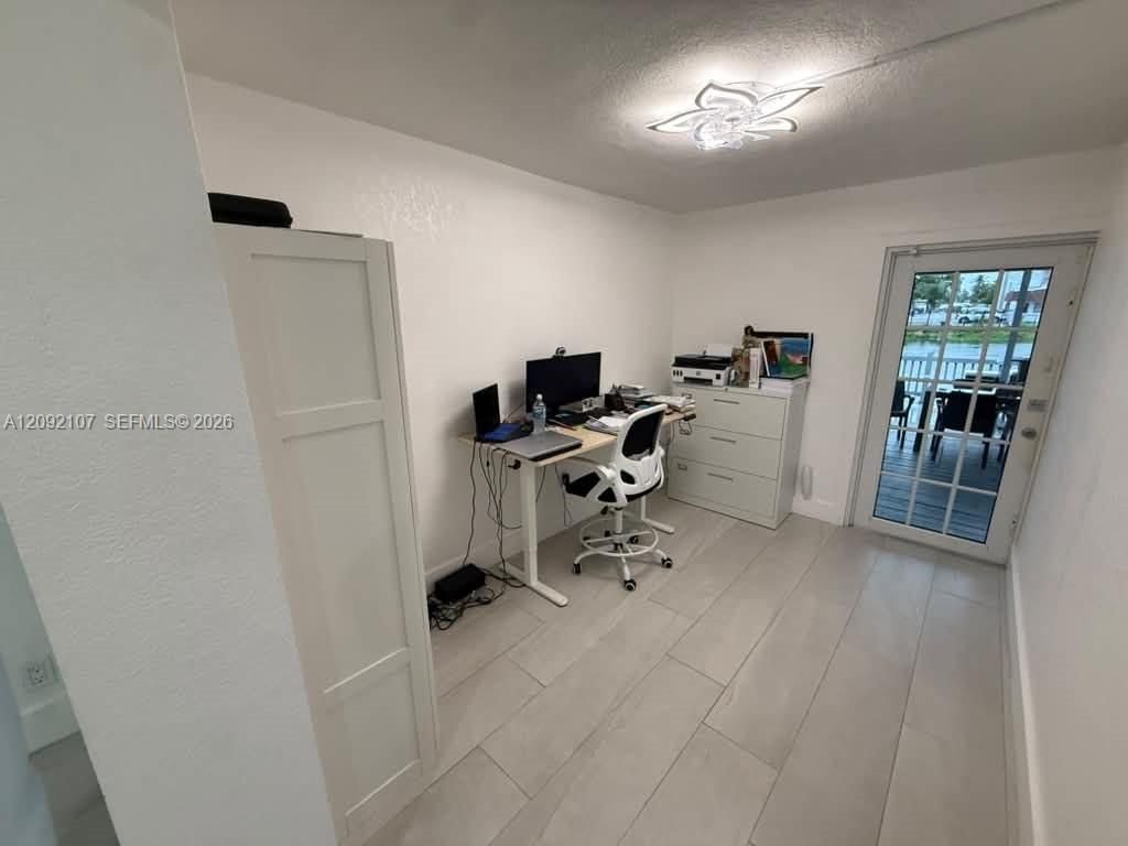1324 W 71st St, Hialeah, FL 33014 Photo