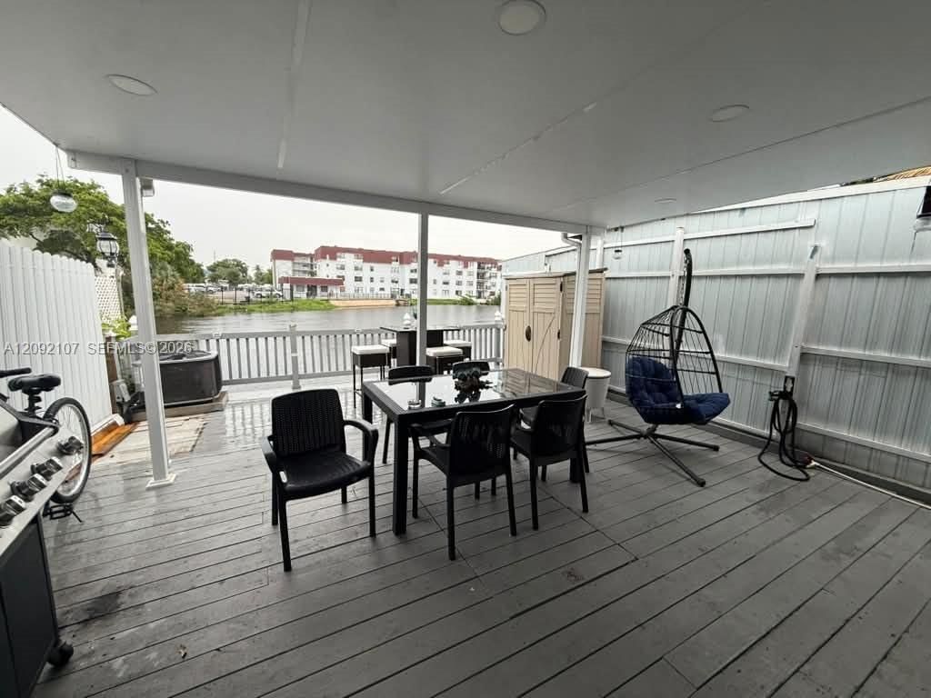 1324 W 71st St, Hialeah, FL 33014 Photo