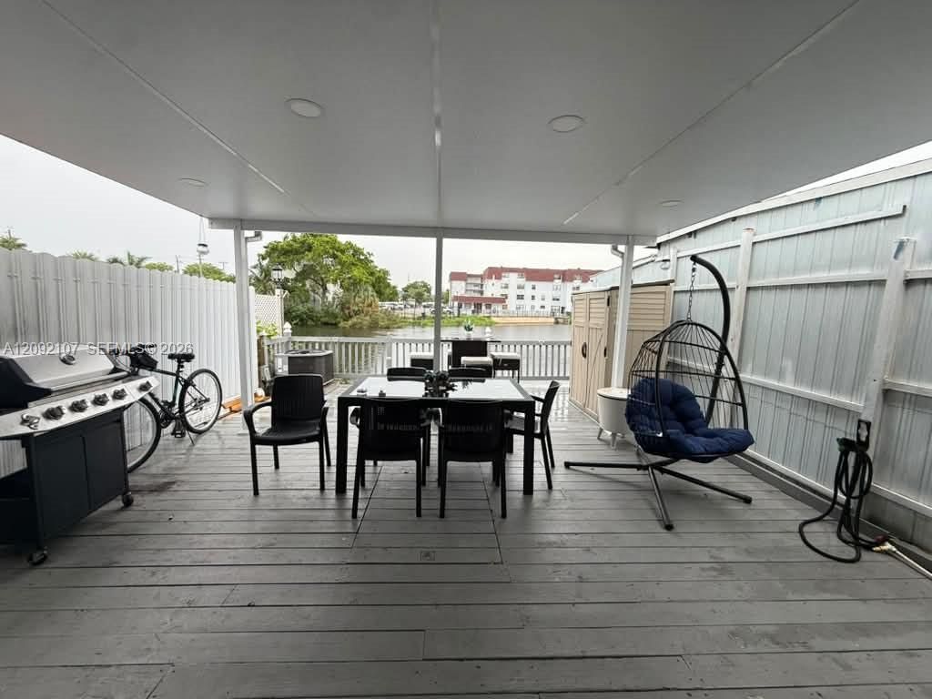 1324 W 71st St, Hialeah, FL 33014 Photo