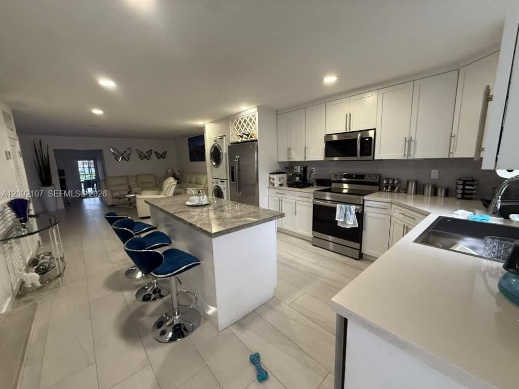 1324 W 71st St, Hialeah, FL 33014 Photo