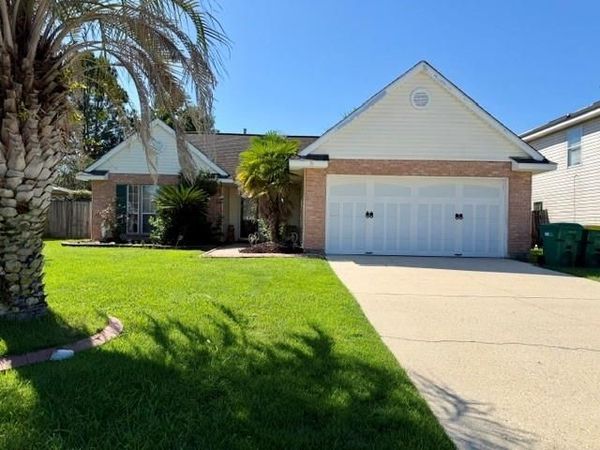 5447 CLEARPOINT Drive, Slidell, LA 70460