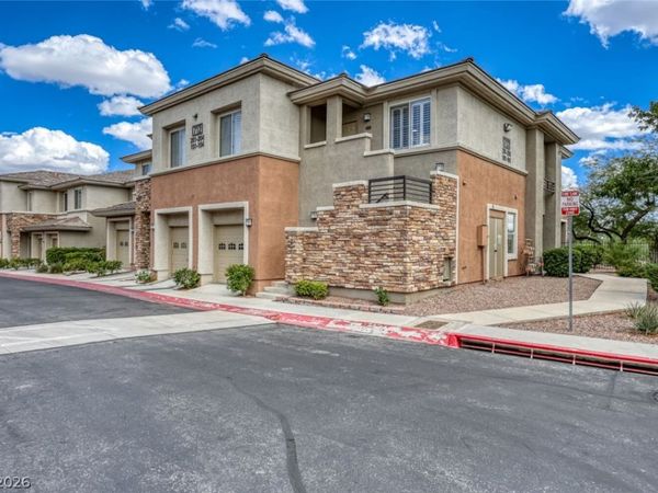 712 Peachy Canyon Circle, Unit 204, Las Vegas, NV 89144