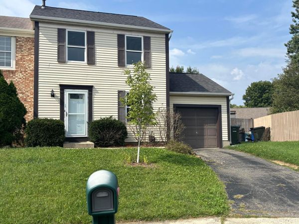 8624 Wilmette Court, Powell, OH 43065