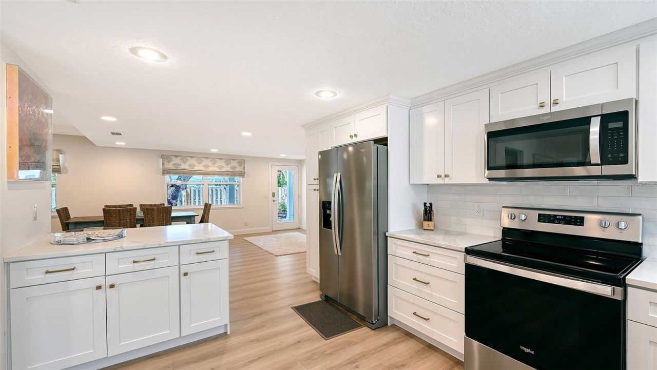 5151 Saint Albans Avenue, Sarasota, FL 34242 Photo