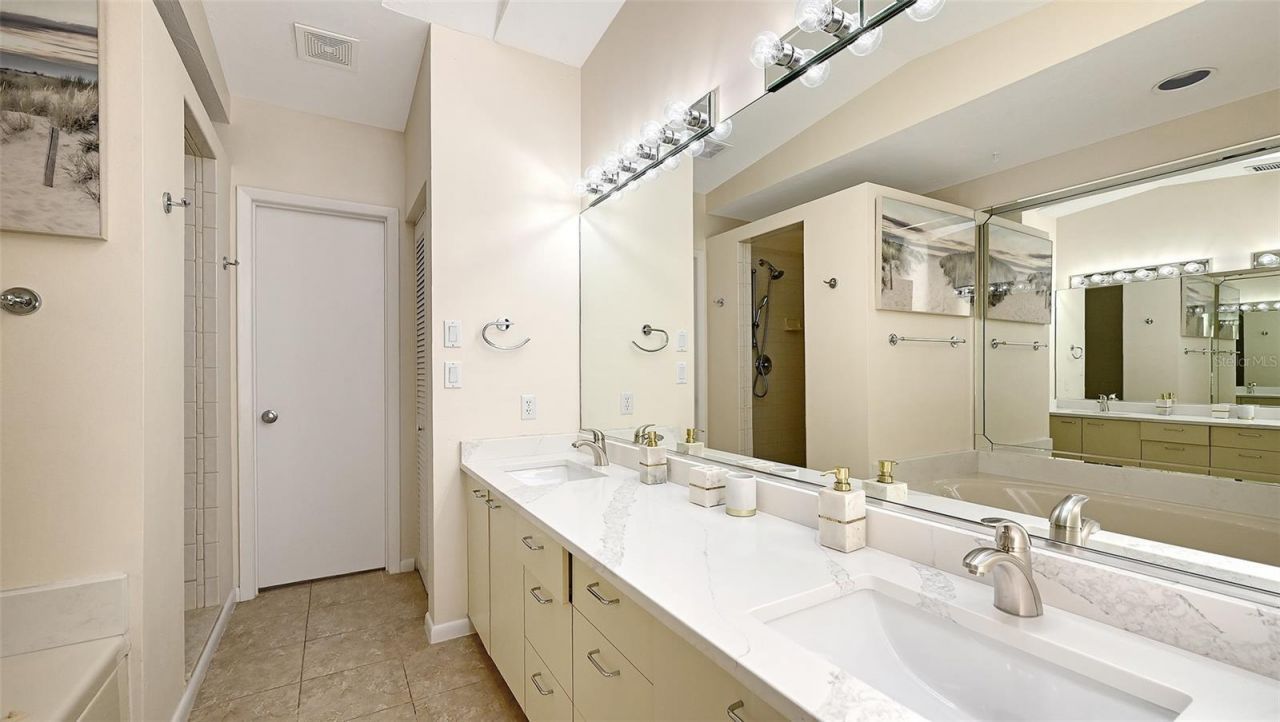 5151 Saint Albans Avenue, Sarasota, FL 34242 Photo