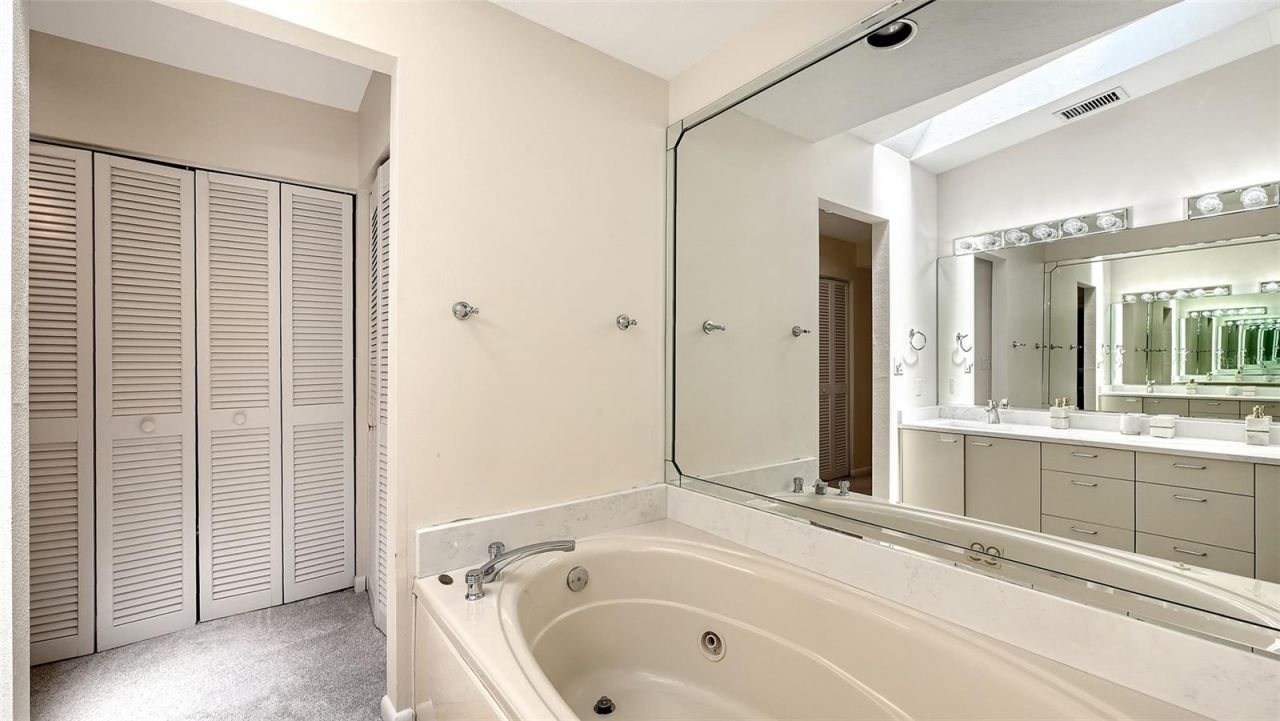 5151 Saint Albans Avenue, Sarasota, FL 34242 Photo