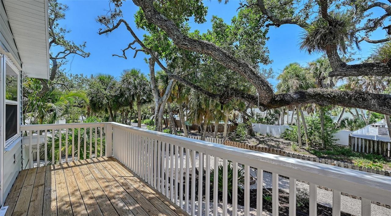 5151 Saint Albans Avenue, Sarasota, FL 34242 Photo