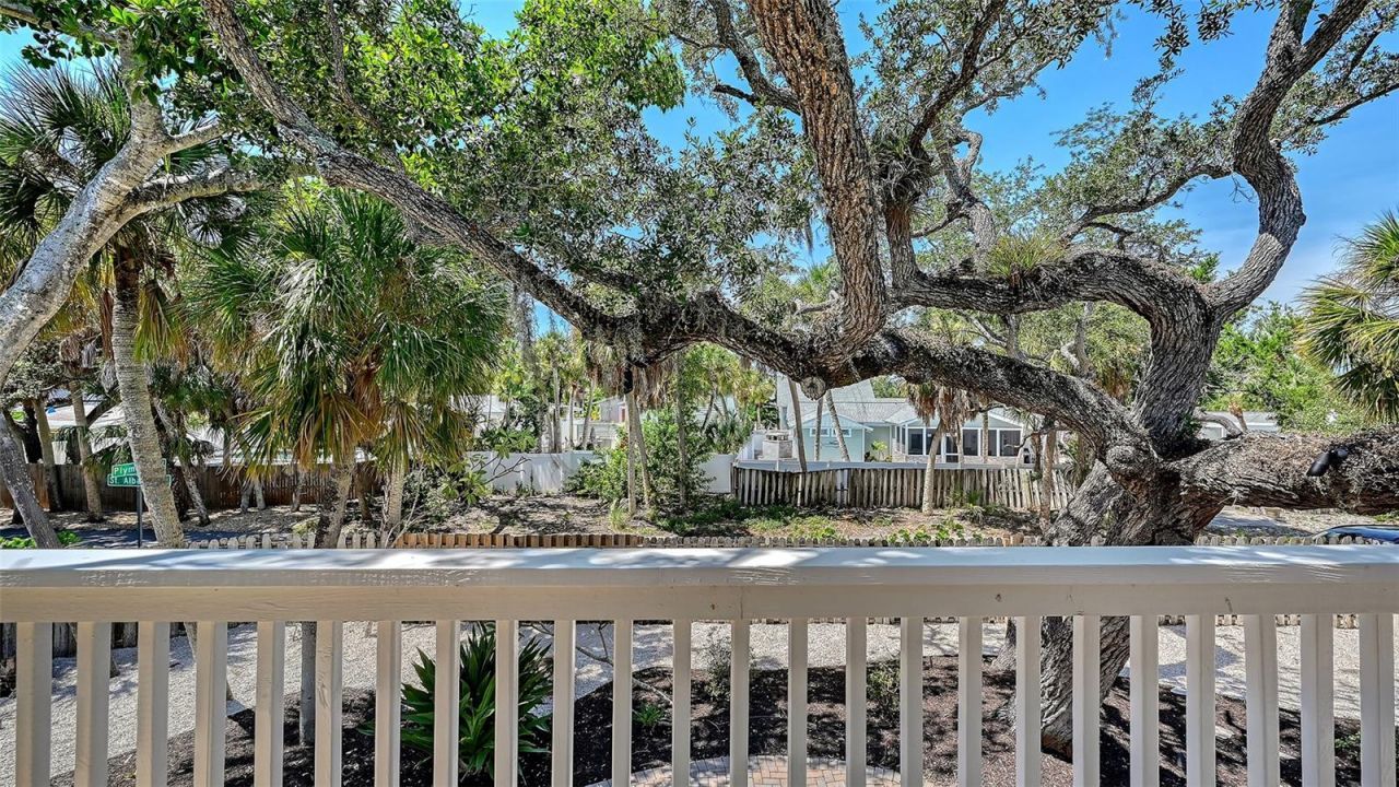 5151 Saint Albans Avenue, Sarasota, FL 34242 Photo