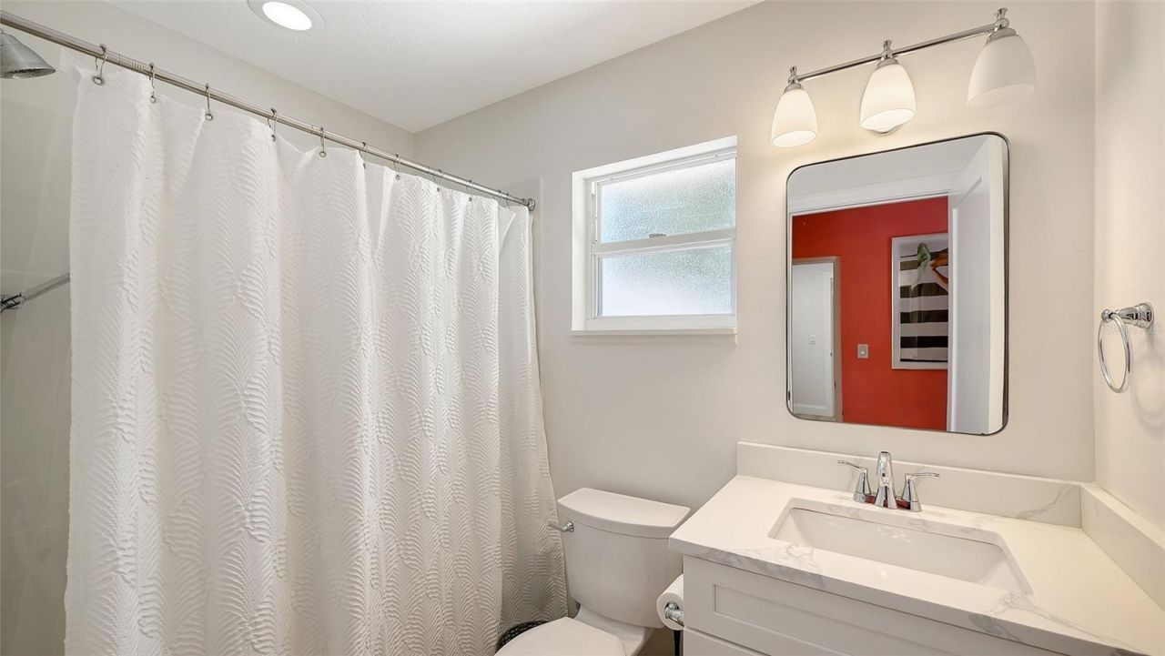 5151 Saint Albans Avenue, Sarasota, FL 34242 Photo