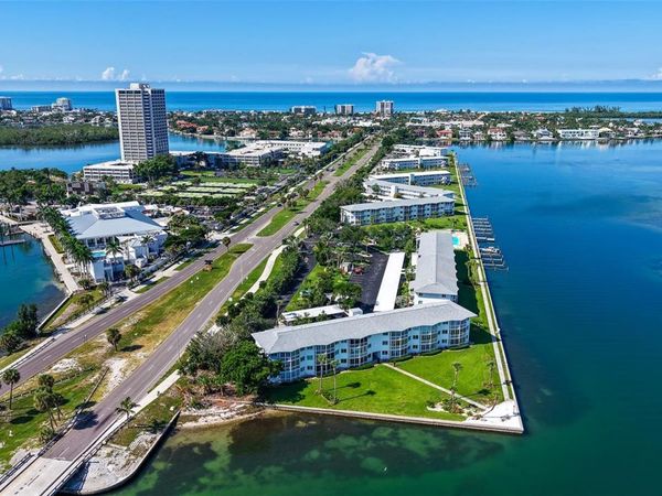 777 JOHN RINGLING BOULEVARD , Unit 2, SARASOTA, FL 34236