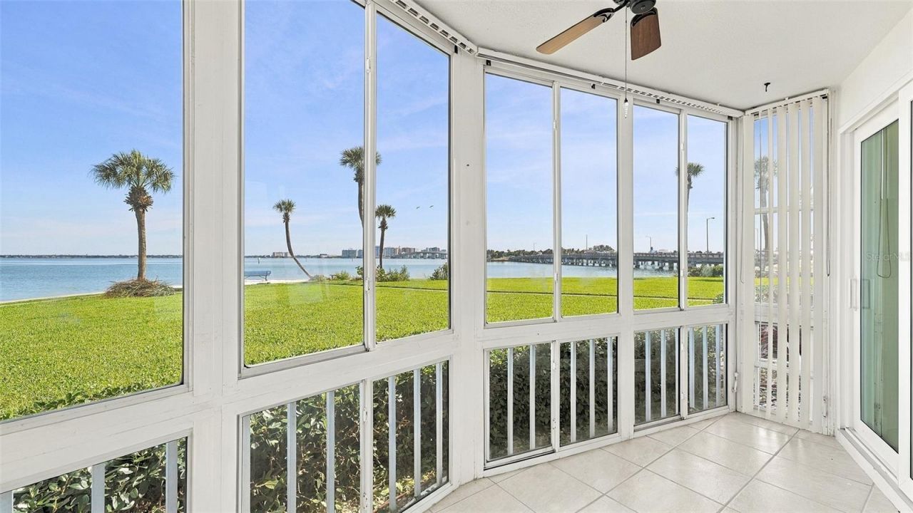 777 John Ringling Boulevard, Unit 2, Sarasota, FL 34236 Photo
